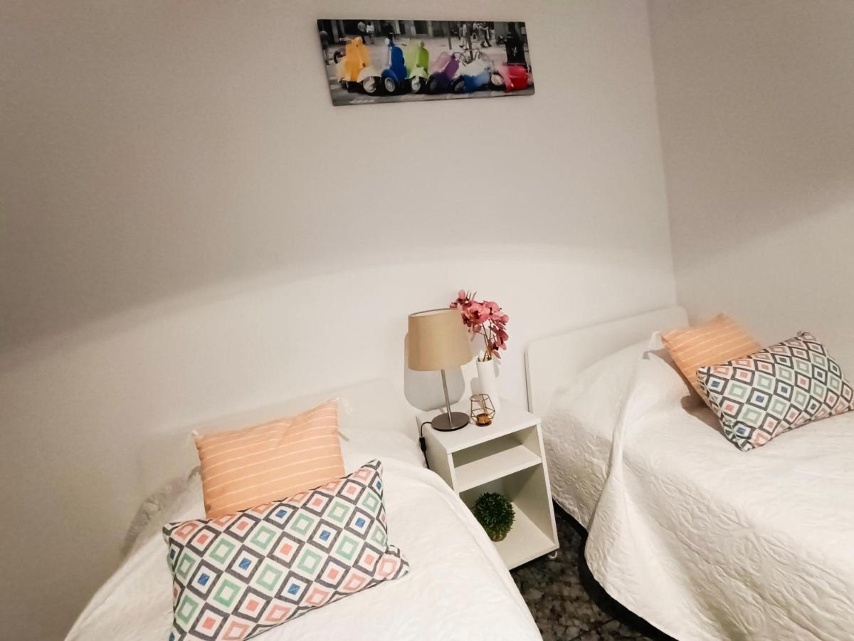 ברצלונה By Plaza Urquinaona Rooms מראה חיצוני תמונה